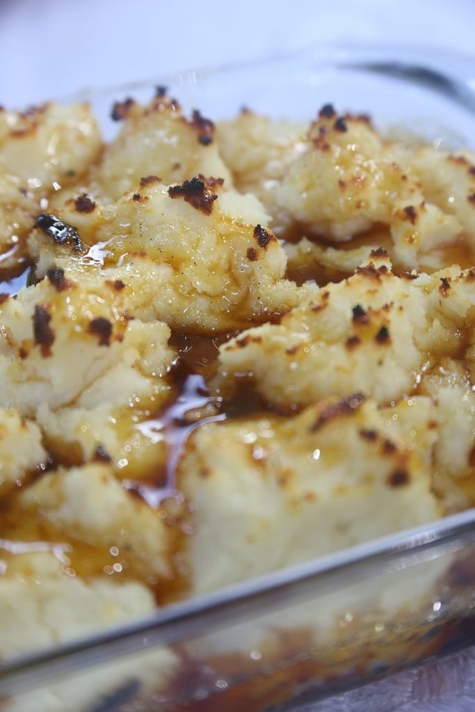 Receita de Manjar de fubá de arroz com calda de baunilha do cerrado