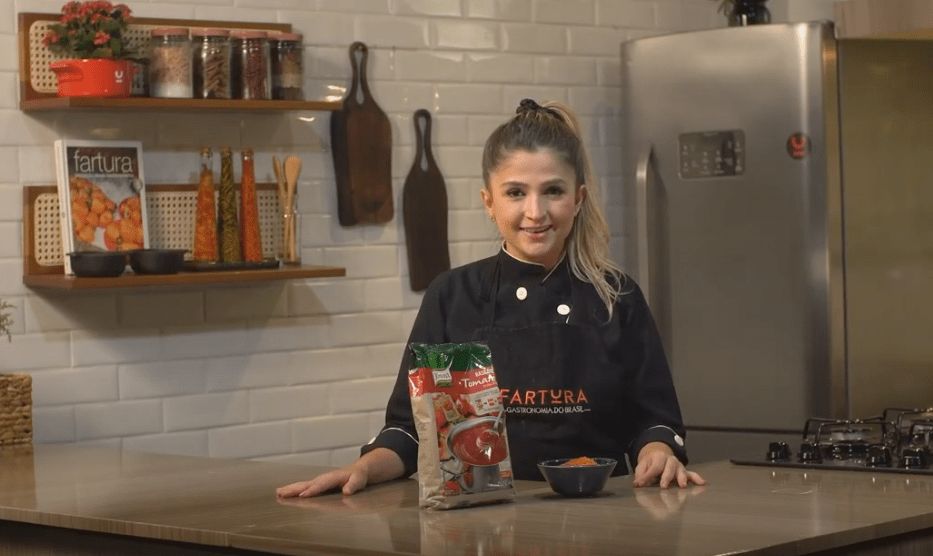 Dica da chef Carolina Ferreira sobre a base de tomate Knorr